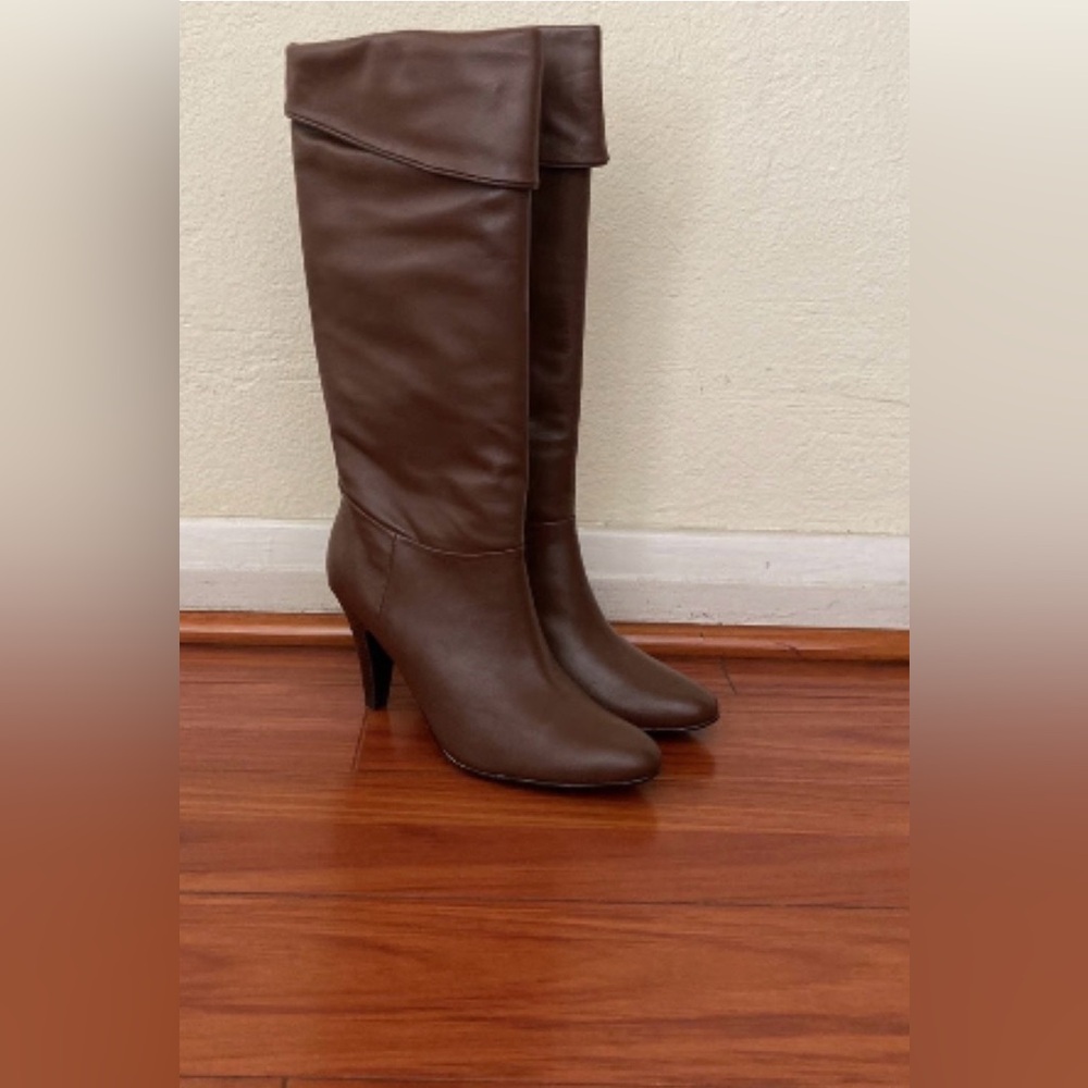 Elegant Brown Knee-High Women's Boots